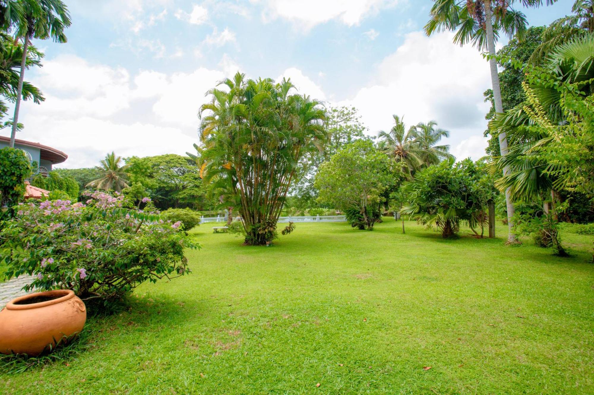 Ayubowan Swiss Lanka Bungalow Resort Bentota Eksteriør billede