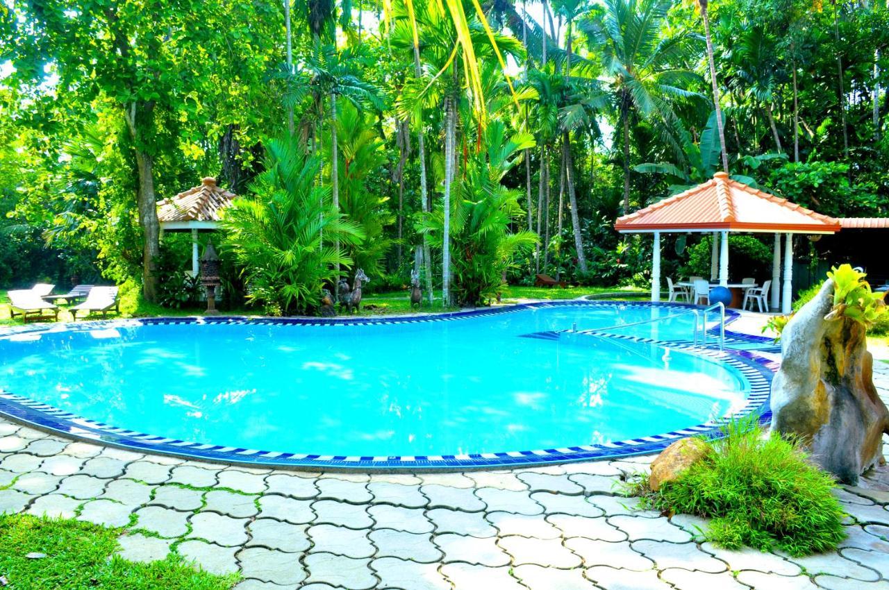 Ayubowan Swiss Lanka Bungalow Resort Bentota Eksteriør billede